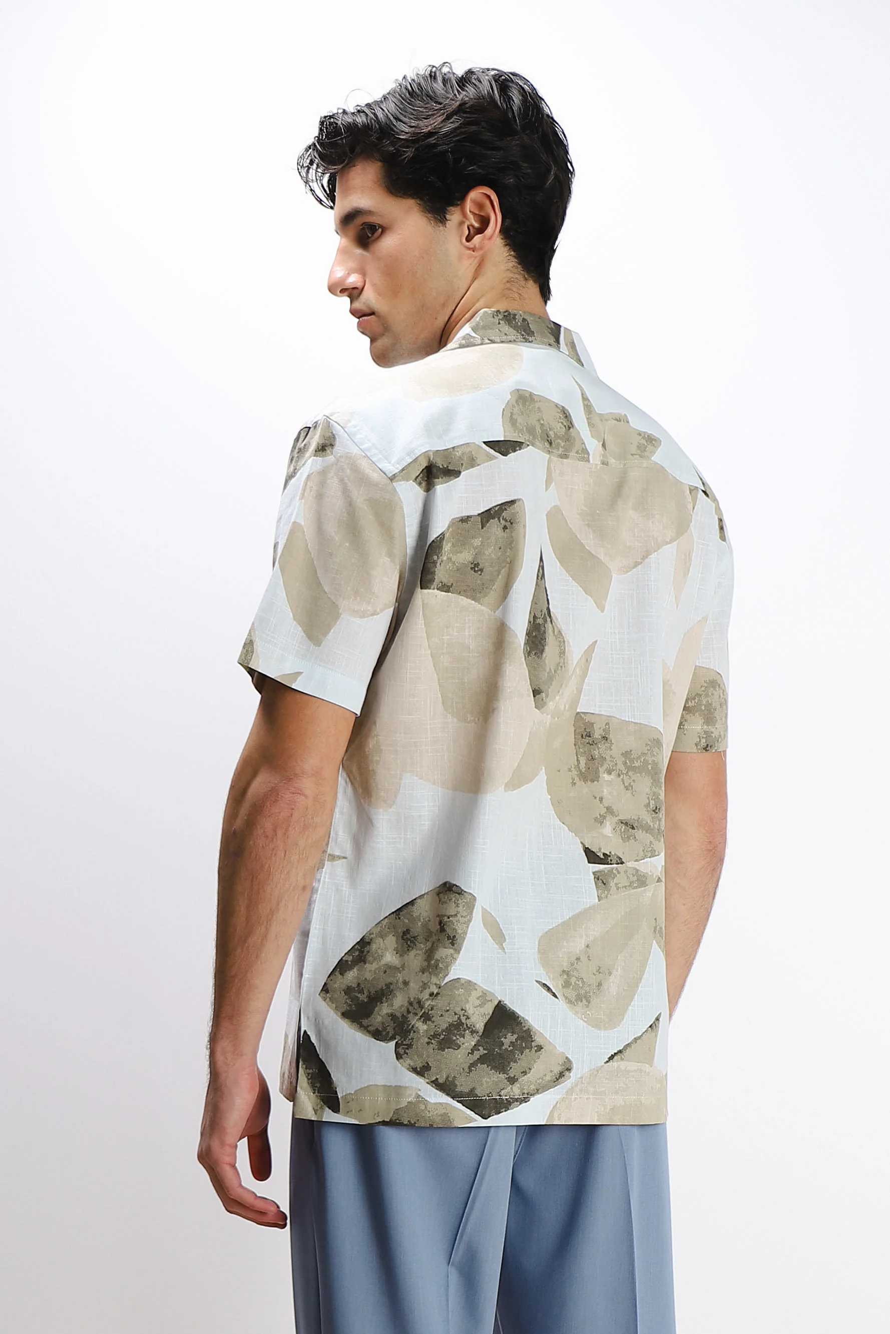 CAMICIA COLLO BOWLING MEZZA MANICA CON TASCHINO CIELO - Image 4