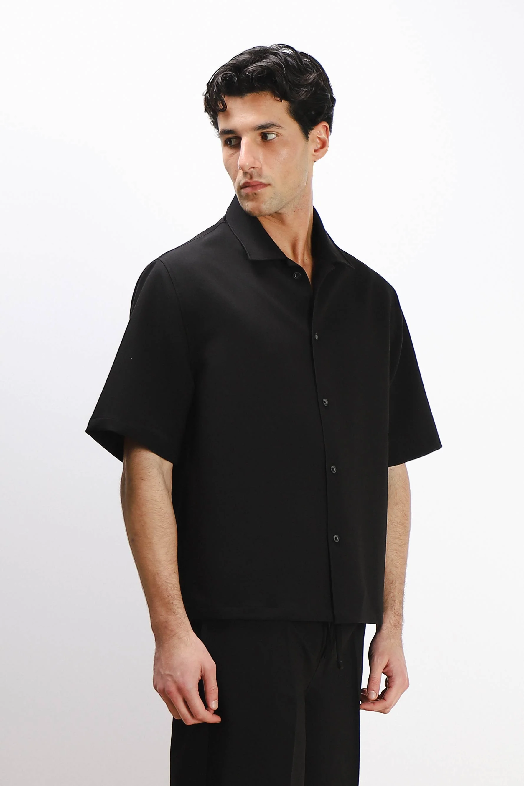 CAMICIA MEZZA MANICA COLLO BOWLING NERO - Image 3
