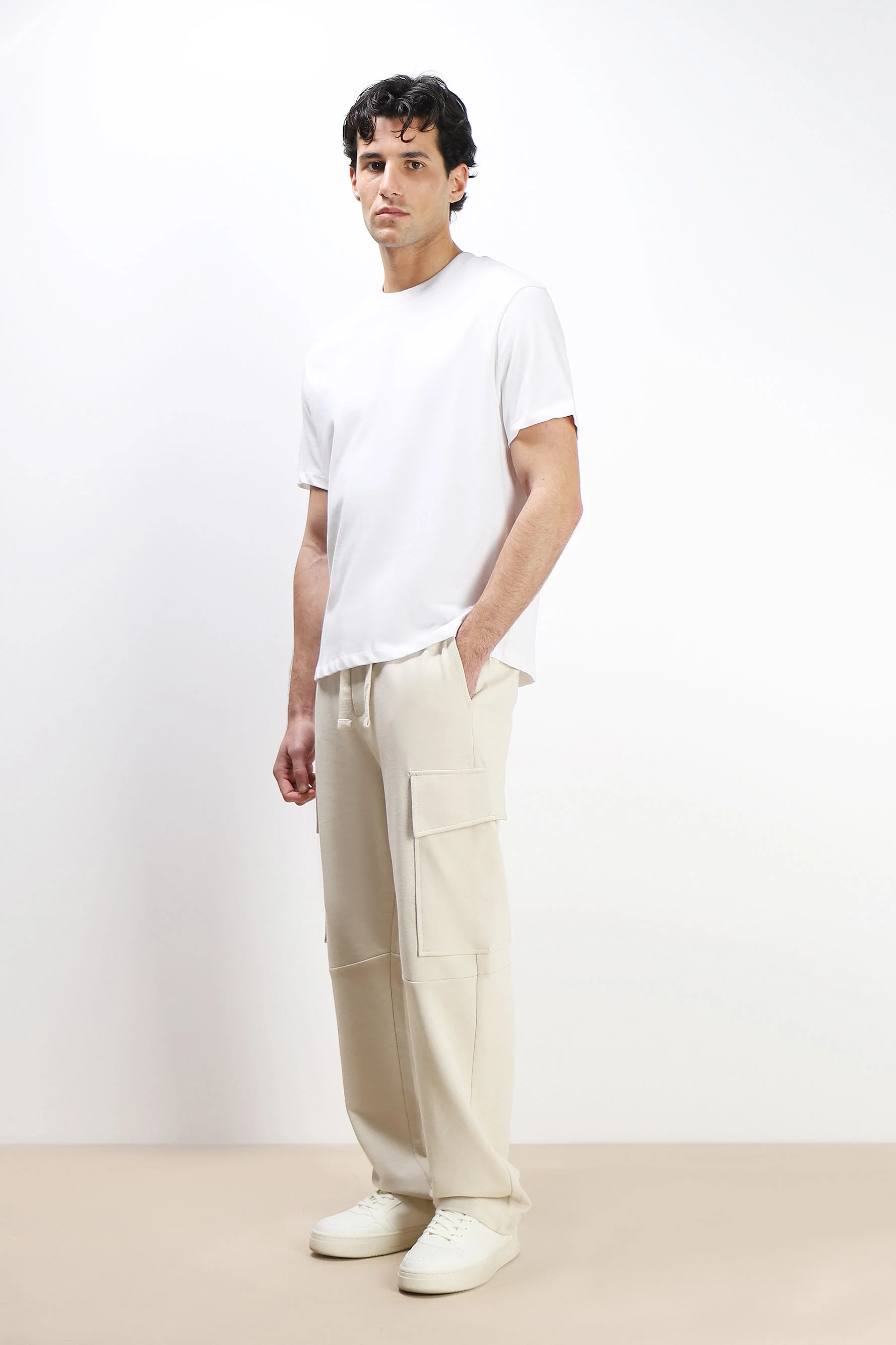T-SHIRT GIROCOLLO BASIC IN MAGLINA BIANCO - Image 2